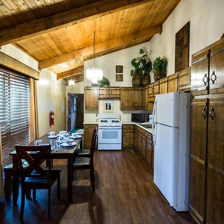 Forrest Hills Mountain Resort Dahlonega Exterior foto